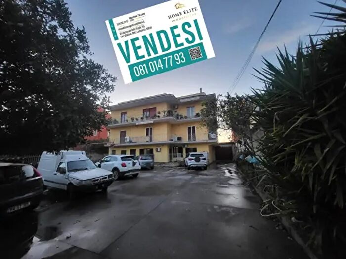 Appartamento con 5 locali in vendita in Via Guido De Ruggiero, Brusciano