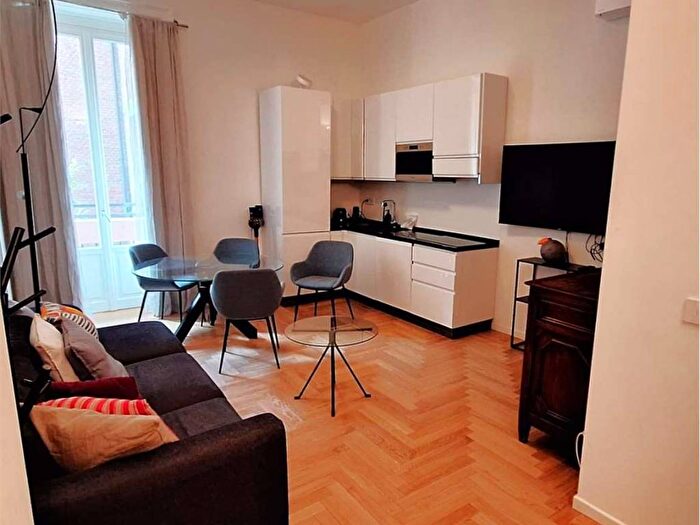 Appartamento trilocale in affitto in Via Cisalghi, Precotto, Milano
