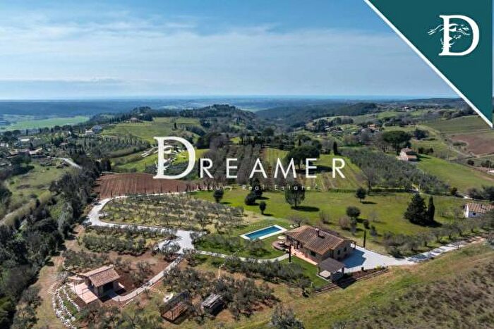 Casa con 6 locali in vendita in Via Vicinale Preselle Serre, Riparbella