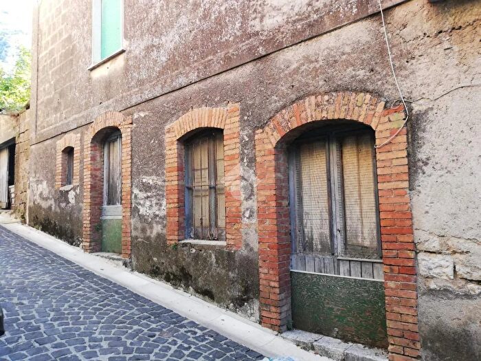 Casa con 5 locali in vendita in Via Lonardi, Bonea