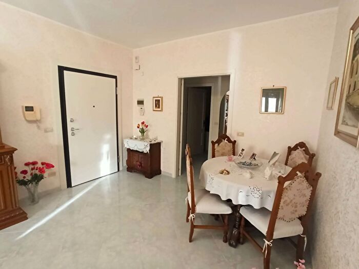 Appartamento con 7 locali in vendita in Carovigno