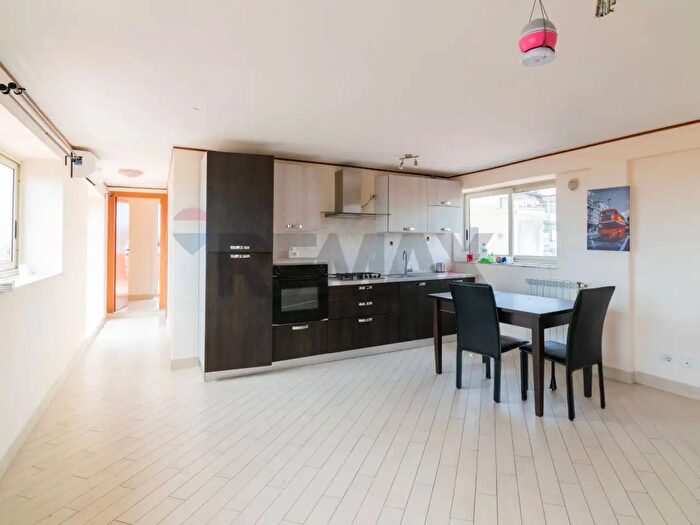 Appartamento bilocale in affitto in Via Vittorio Emanuele II, Gravina Di Catania