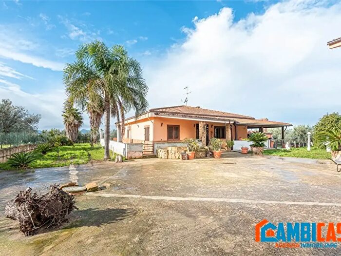 Appartamento con 5 locali in vendita in Palermo