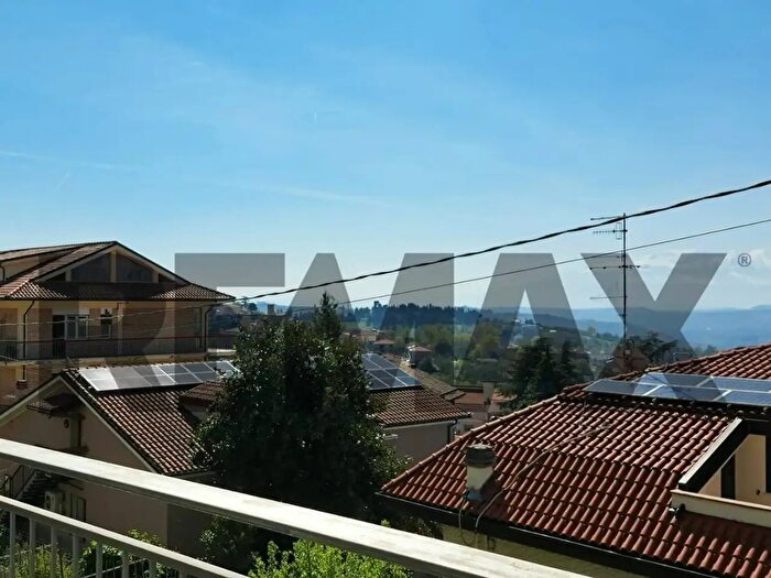 Appartamento con 6 locali in vendita in Via Ringa, Penne