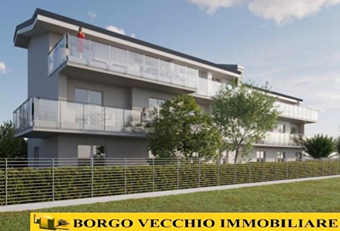 Appartamento trilocale in vendita in Via Vecchia di Borgo San Dalmazzo, Cuneo