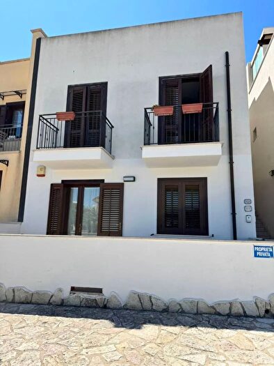 Appartamento trilocale in vendita in Via Piano di Sopra San Vito Lo Capo, San Vito Lo Capo