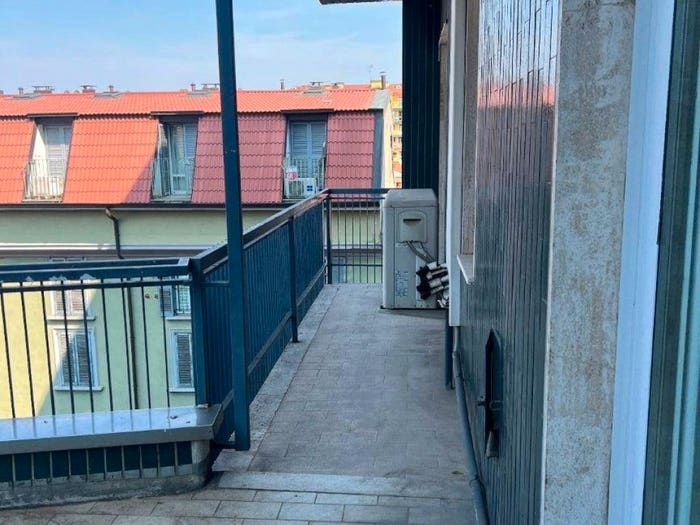 Appartamento bilocale in affitto in Via Voghera, Solari, Milano