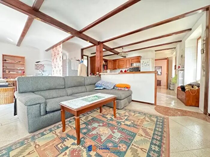 Casa con 6 locali in vendita in Vicolo Aluffi, Costigliole DAsti