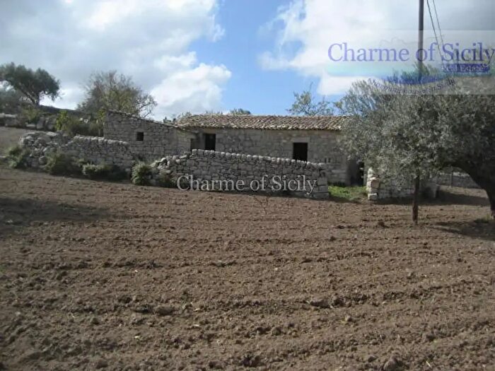 Casa monolocale in vendita in Contrada Salinella, Ragusa