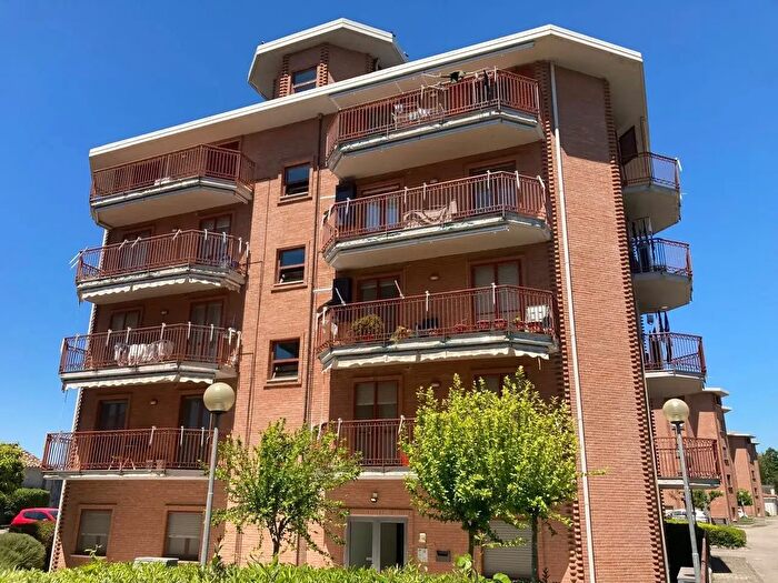 Appartamento trilocale in vendita in Via Aitoro, Battipaglia