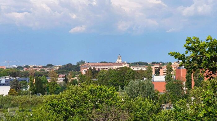 Appartamento trilocale in vendita in Via Ernesto Nathan, Roma