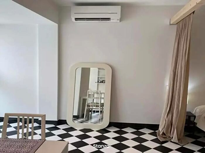 Appartamento monolocale in affitto in Via Privata Chioggia, Milano