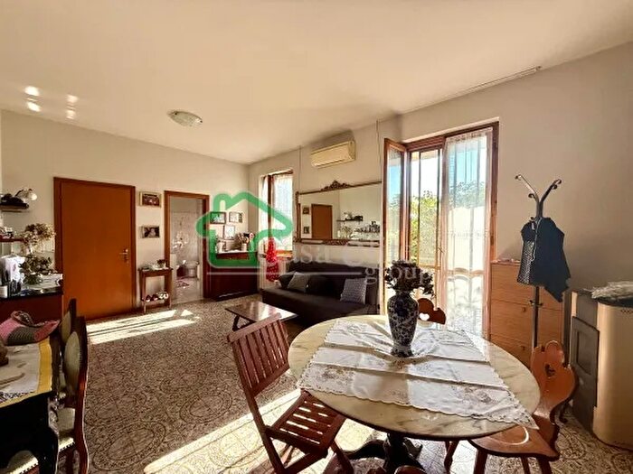 Appartamento bilocale in vendita in Strada Statale, Crespiatica