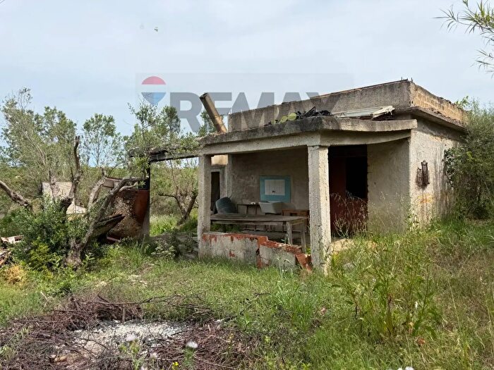 Casa bilocale in vendita in Contrada Grassuri di Valguarnera Snc, Partinico