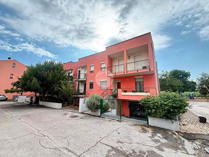 Appartamento quadrilocale in vendita in Via Aldo Iacucci, Fano