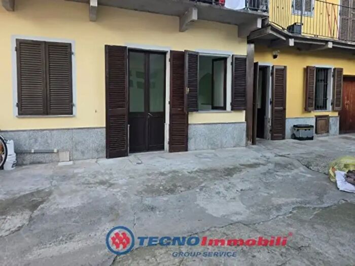 Appartamento trilocale in affitto in Piazza Caporossi, Mathi