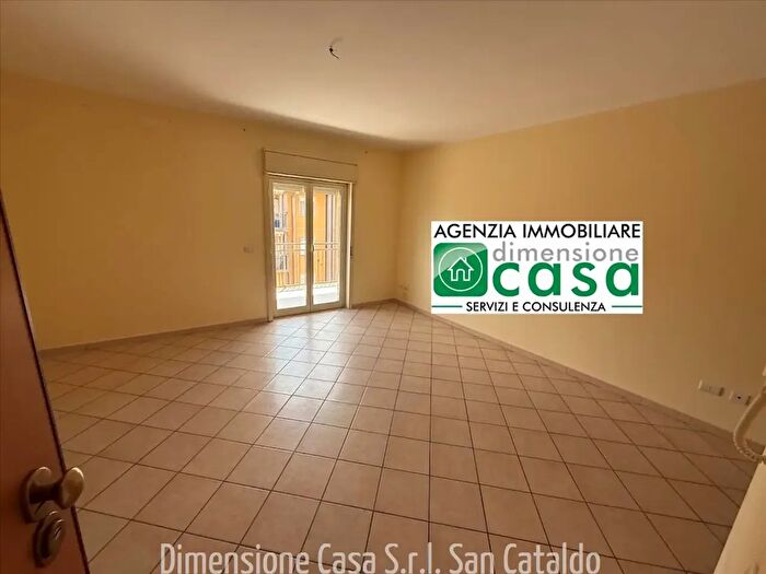 Appartamento in vendita in Via Cristoforo Colombo, San Cataldo