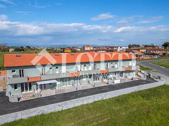 Casa con 5 locali in vendita in FLli Cervi, Castelfranco Di Sotto