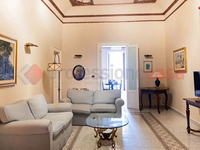 Appartamento quadrilocale in vendita in Via Riccardo d'Amico, Milazzo