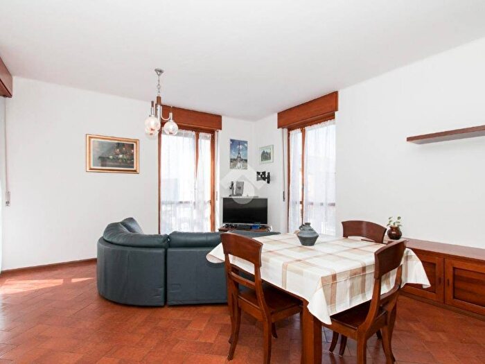 Appartamento quadrilocale in affitto in Via Fiore, Centro, Caselle Torinese