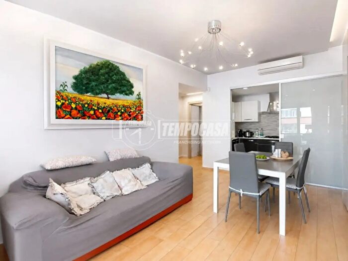 Appartamento con 5 locali in vendita in Rapallo