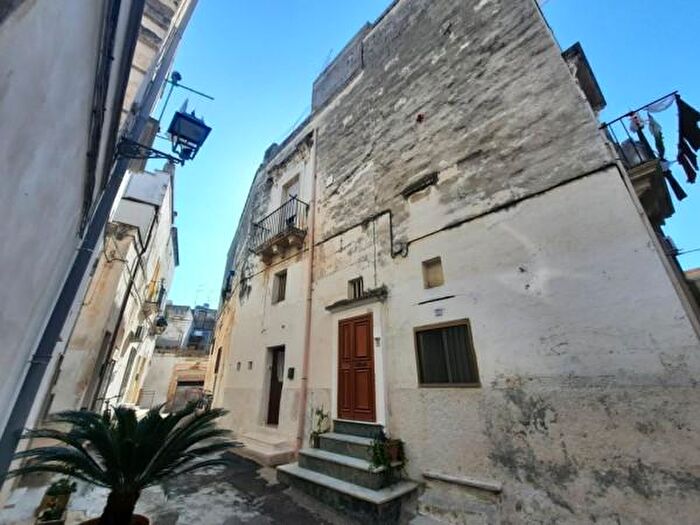 Appartamento con 5 locali in vendita in Via Giovanni Battista, Grottaglie