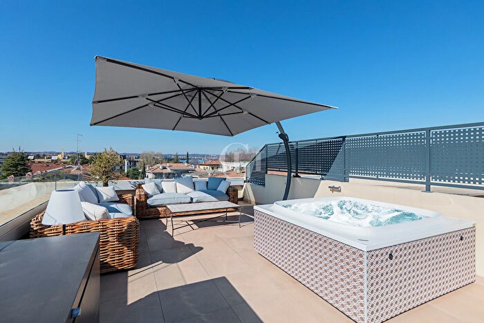 Appartamento trilocale in vendita in Desenzano Del Garda