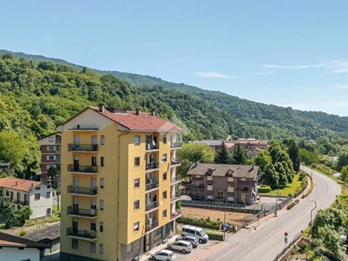 Appartamento trilocale in vendita in Borgo S Carlo, Venasca