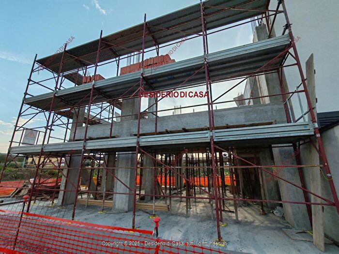 Casa trilocale in vendita in Via Piane Nuove Lascari Pa Italia, Lascari