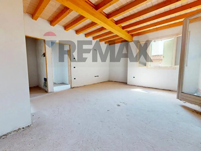Appartamento trilocale in vendita in Rubano