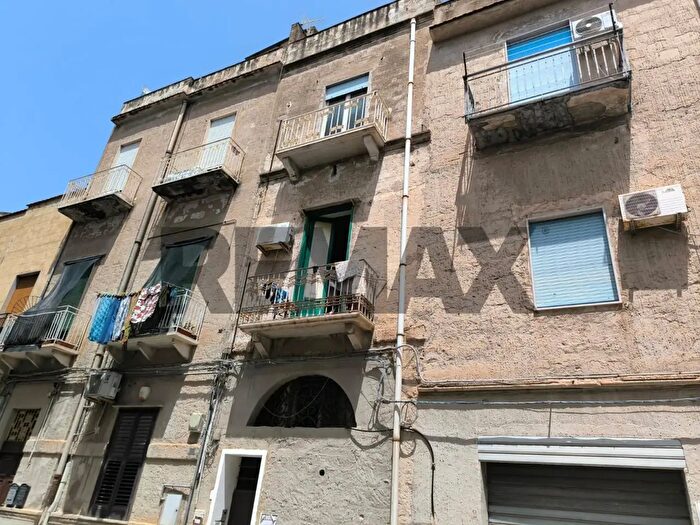 Appartamento bilocale in vendita in Via Francesco De Santis, Trapani