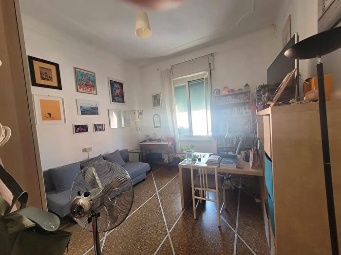 Appartamento con 5 locali in vendita in Pisa