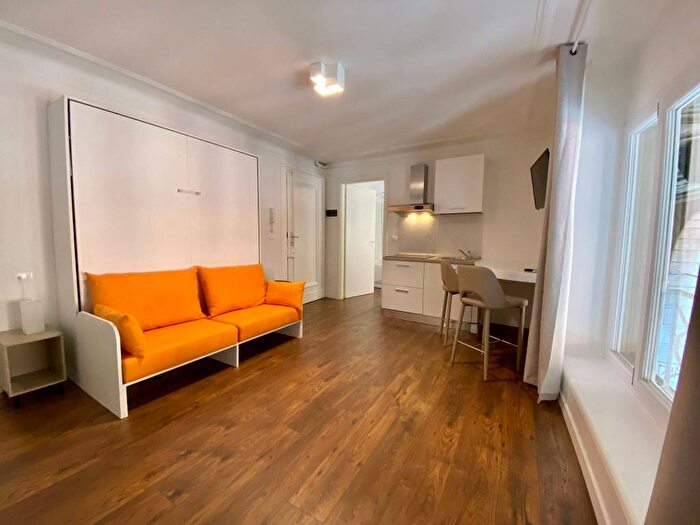 Appartamento monolocale in affitto in Via Monte Grappa, Centro Storico, Bologna