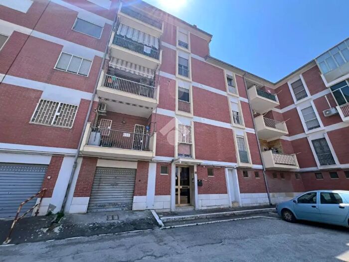 Appartamento quadrilocale in vendita in Via Giuseppe Imperiale, Foggia