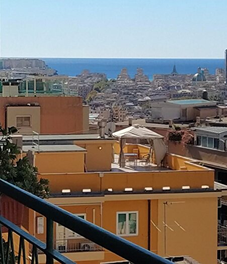 Appartamento trilocale in vendita in Viale Virginia Centurione Bracelli, Genova