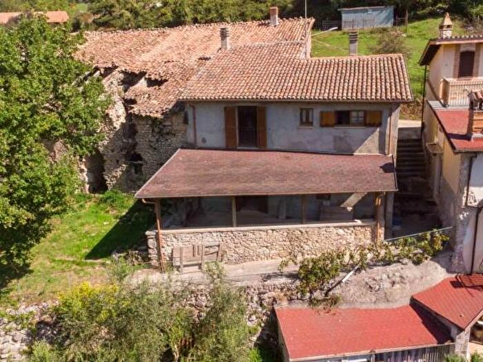 Casa in vendita in Antrodoco