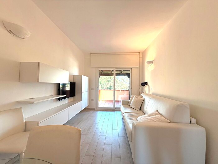 Appartamento bilocale in vendita in Via Marinella, Arzachena