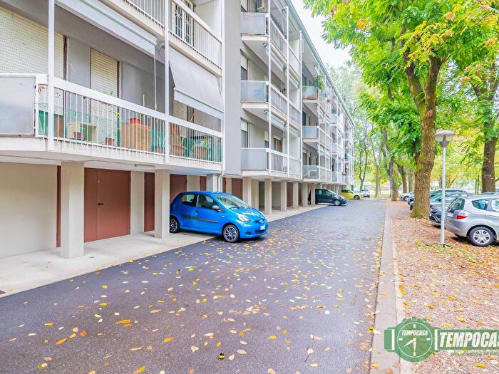 Appartamento quadrilocale in affitto in Via Cupello, Monticello Bolgiaro, San Donato Milanese