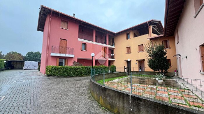 Appartamento trilocale in vendita in Via Casali Villanova, Prata Di Pordenone