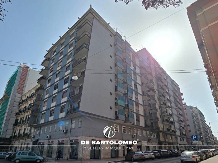 Casa bilocale in vendita in Via Vincenzo Pupino, Borgo, Taranto