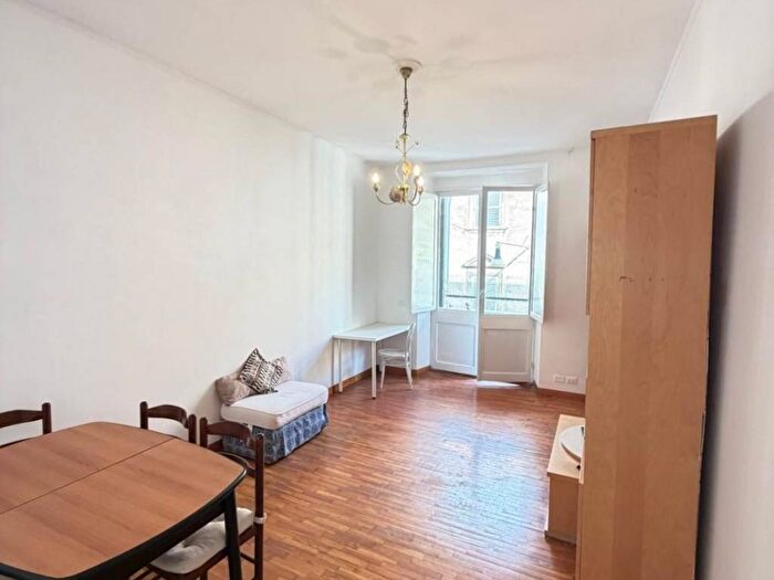 Appartamento bilocale in affitto in Via Capo dAfrica, Colosseo Fori Imperiali, Roma