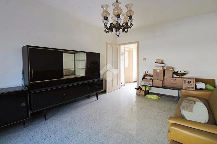 Casa con 6 locali in vendita in Frazione Casasola, Majano