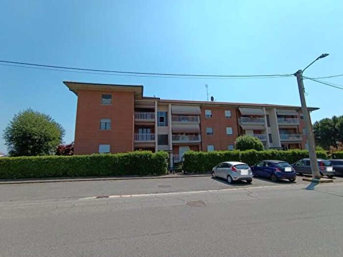 Appartamento trilocale in vendita in Via Pietro Micca, Vigliano Biellese