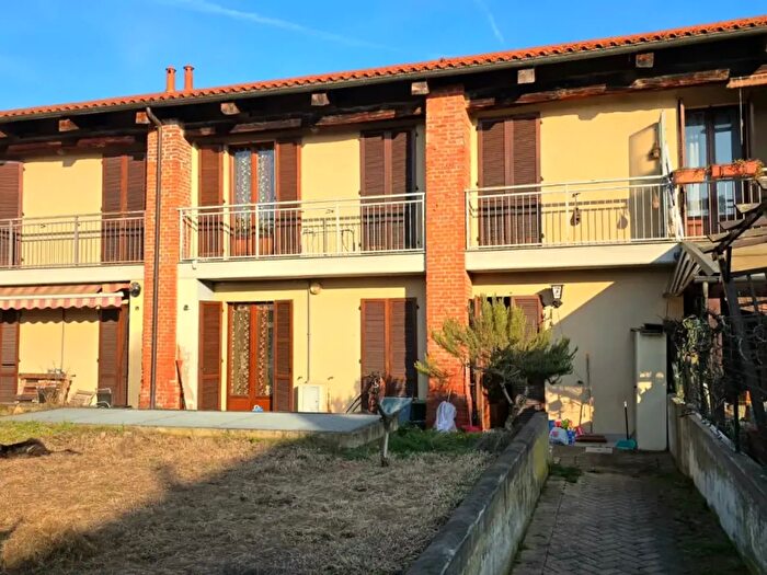 Casa trilocale in vendita in Strada da Villaretto a Borgaro, Torino