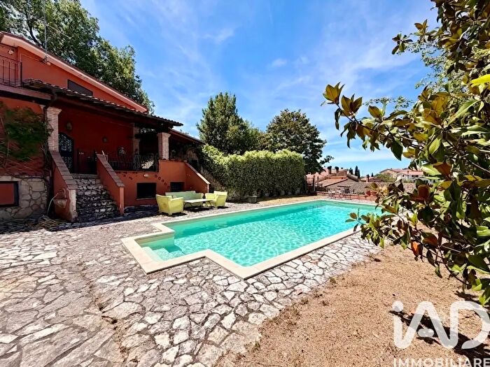 Casa trilocale in vendita in Via Filone, Monteleone Sabino