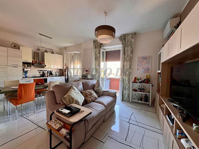 Appartamento bilocale in vendita in Limbiate