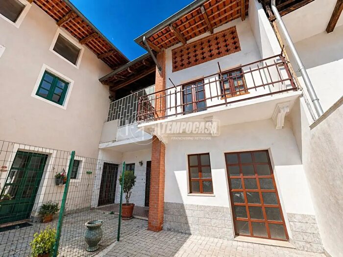 Casa quadrilocale in affitto in Via Arciprete Curbis, Borgomasino