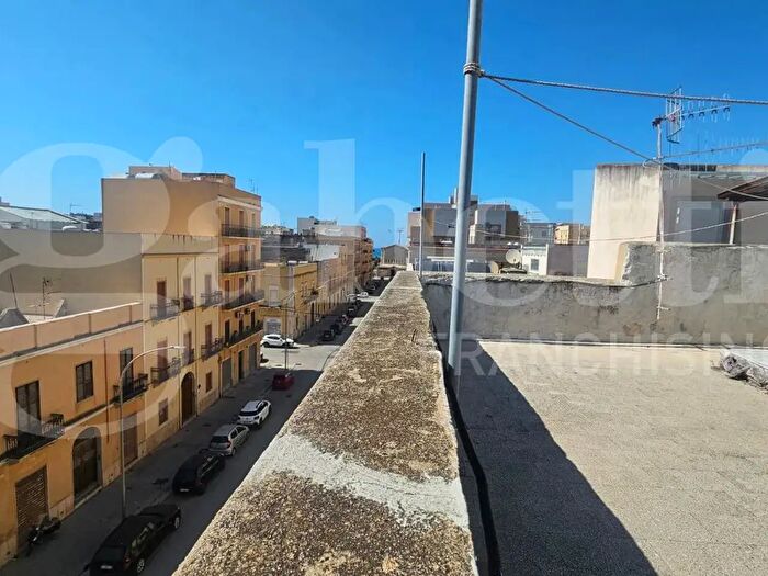 Appartamento quadrilocale in vendita in Via Colonnello Romej, Trapani