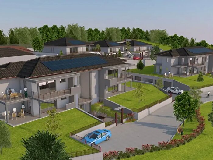 Appartamento trilocale in vendita in Guarene