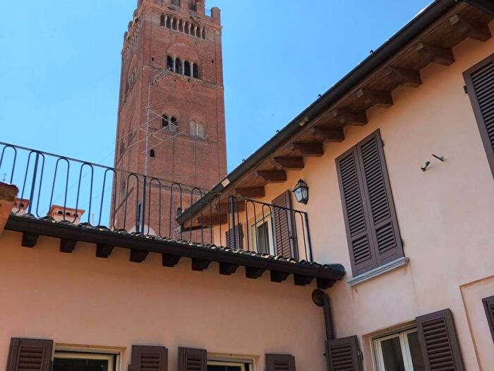 Appartamento trilocale in affitto in Via del Cigno, Centro, Cremona